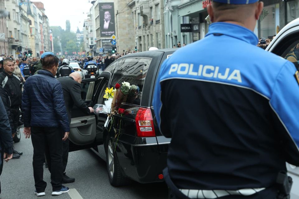 Sahrana Halida Bešlića  (1).jpg