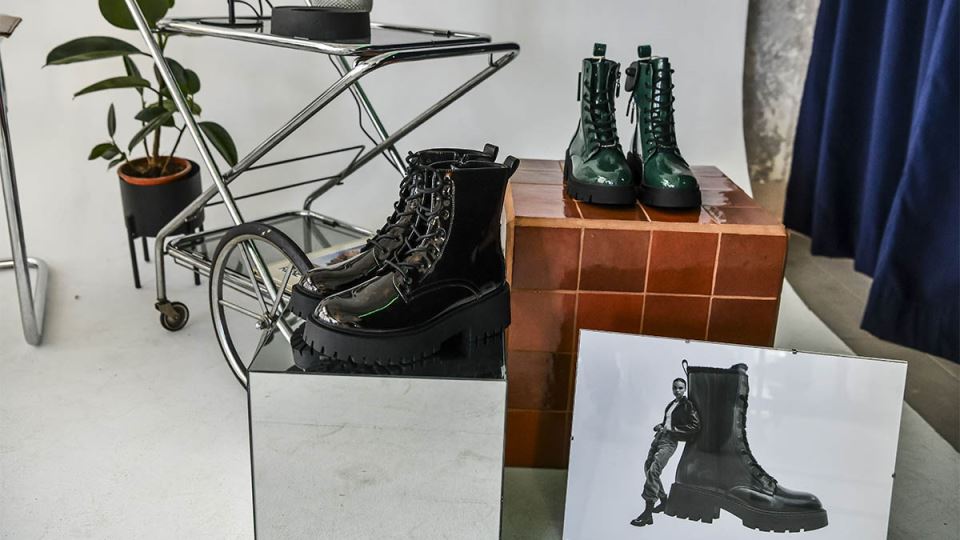 Deichmann 02 copy.jpg