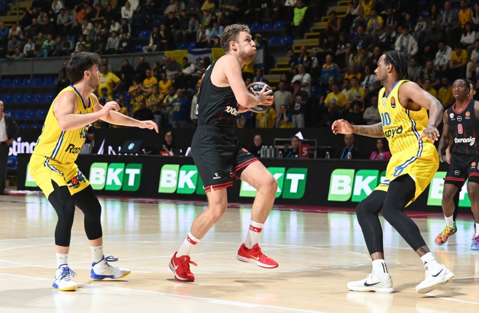 Makabi Olimpijakos (5).jpg