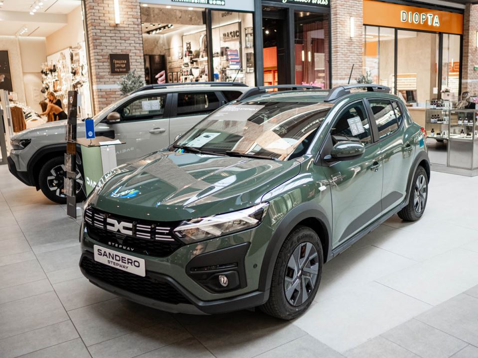 dacia_sandero_stefan_stojanović_ (9).jpg