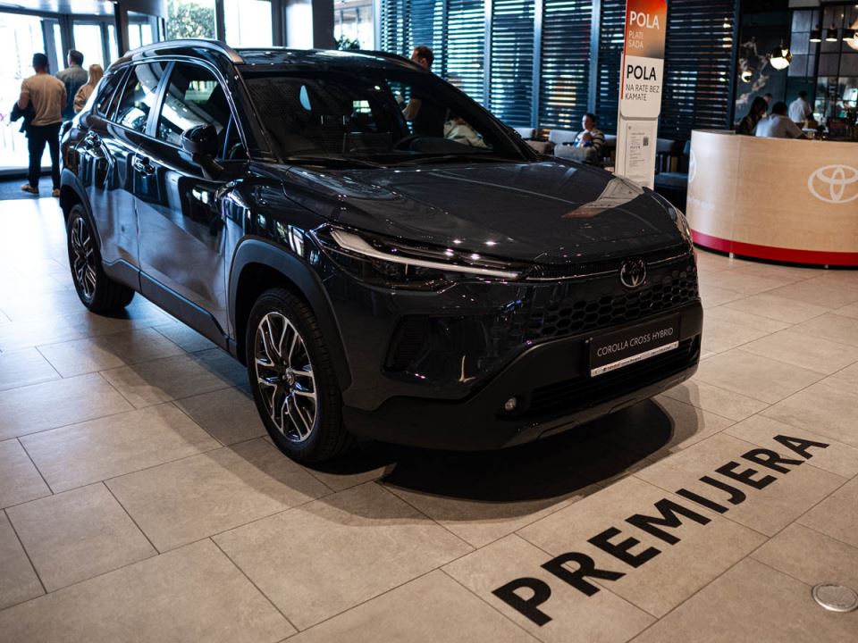 tpypta_corola_cross_stefan_stojanović_ (4).jpg