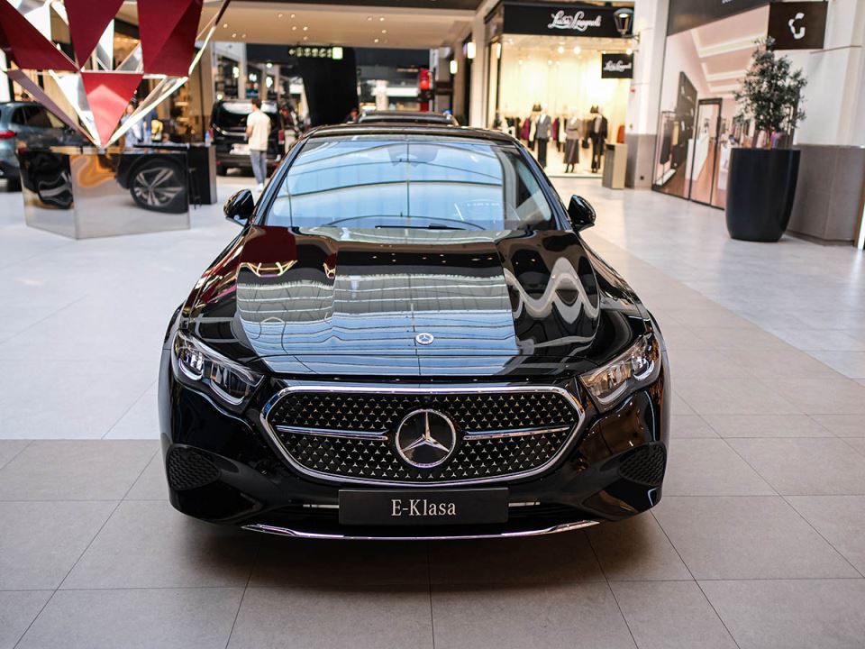 Mercedes Benz E-Кlasa (1).jpg