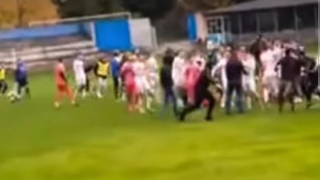 Tuča na fudbalskom meču Bane Raška i Šumadije iz Drače