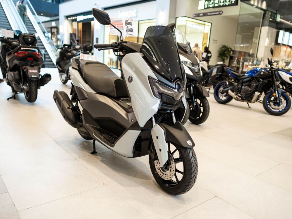 Yamaha NMAX (1).jpg