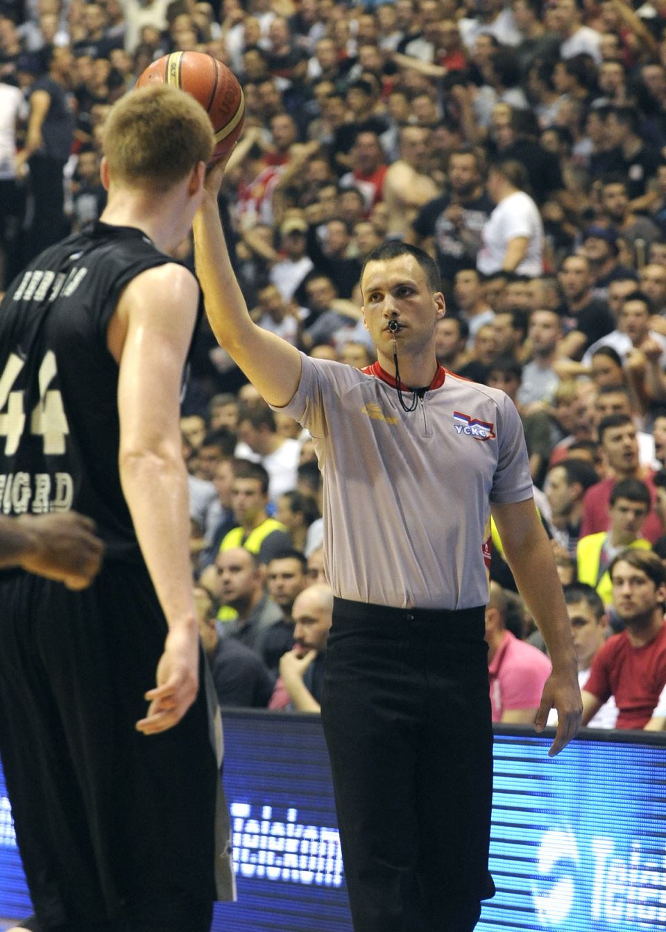 Uroš Nikolić košarkaški sudija