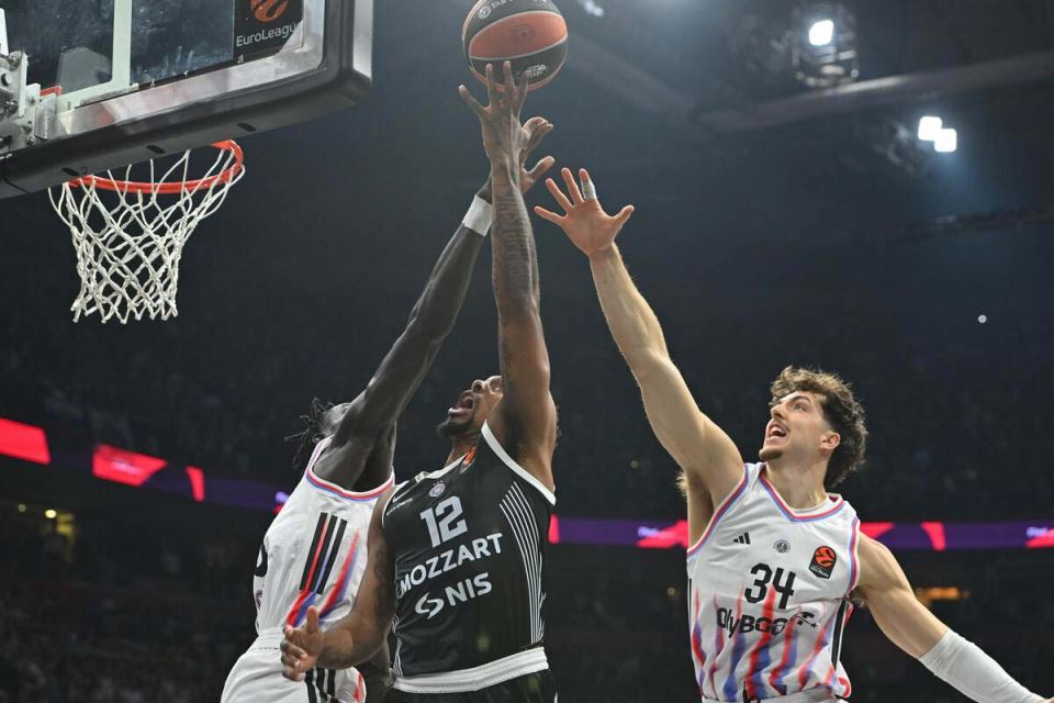 Partizan - Pariz 11.jpg