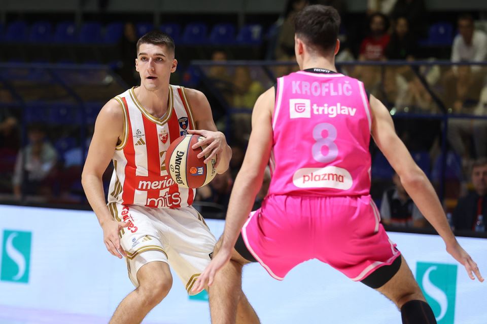 Stefan Miljenović na utakmici Zvezda Mega