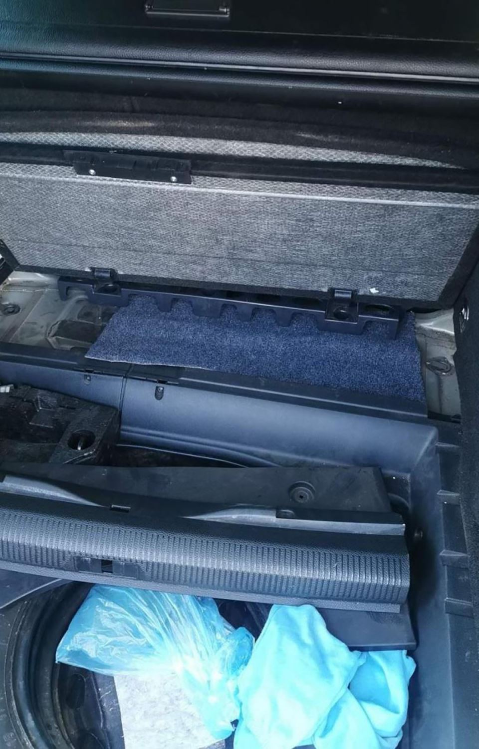 Zaplenjeno 55,5 kg marihuane na Gradini (1).jpg