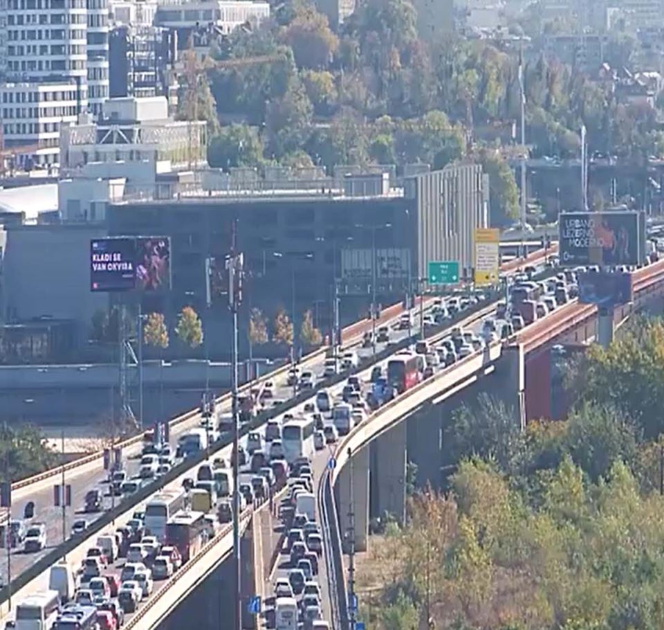 gužva u Beogradu 1.jpg