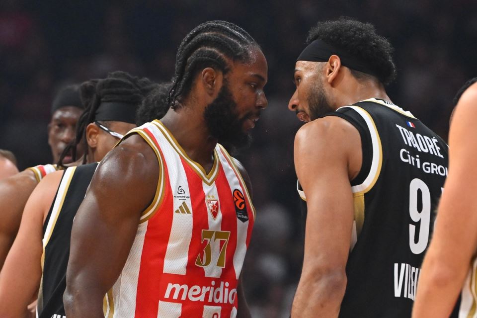 Semi Odželej i Traore na meču Zvezde i Asvela