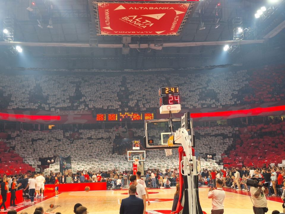 KK Crvena zvezda Panatinaikos Evroliga 1.jpeg