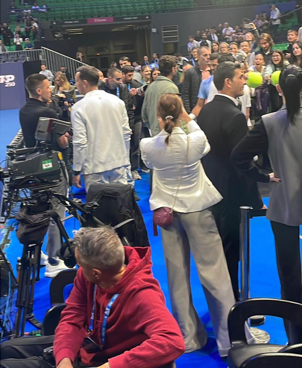 Novak Ðoković sa bratom Markom u Atini (1).jpg