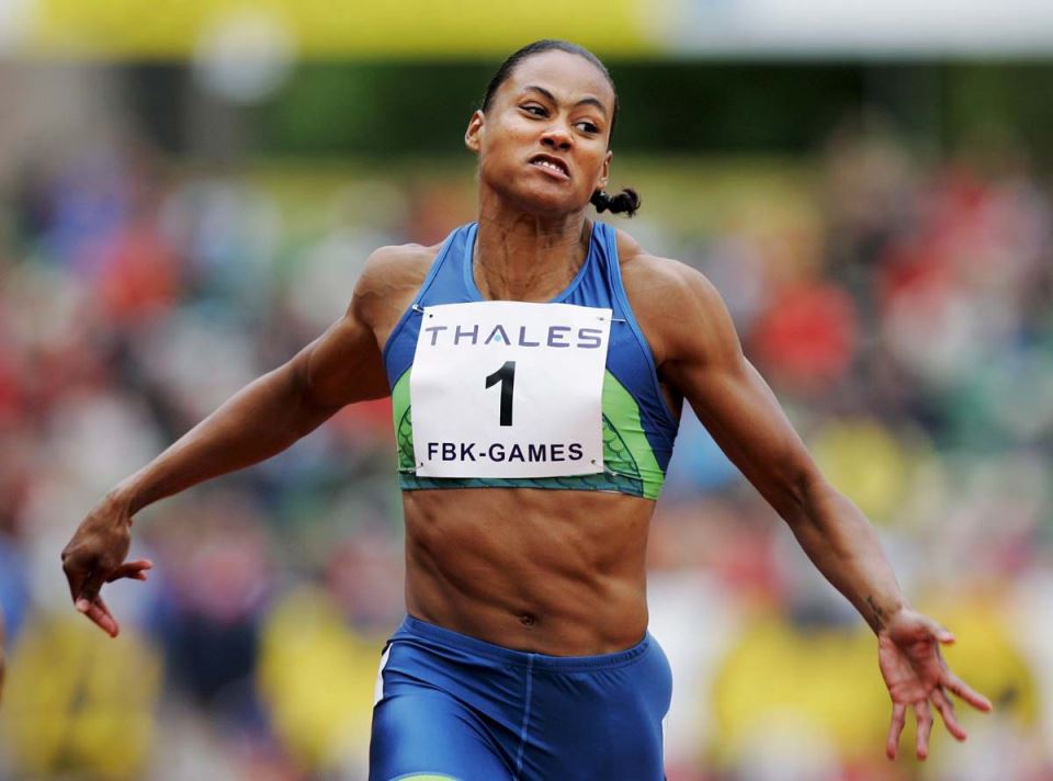 Marion Jones trči 1.jpg