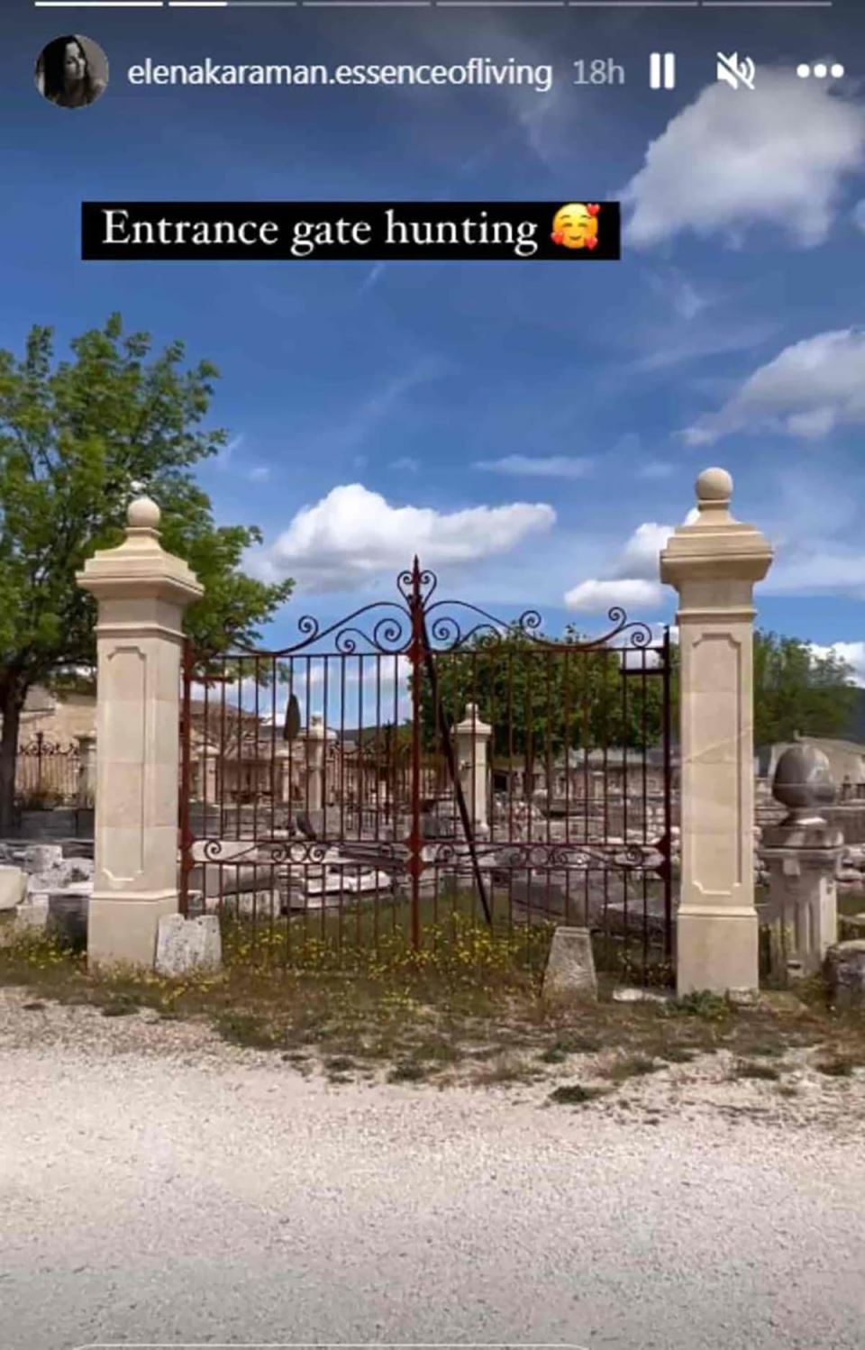 Elena Karman vila u Francuskoj (1).jpg