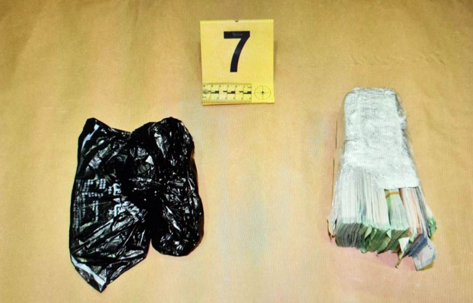 hapšenje Neovlašćena proizvodnja i stavljanje u promet opojnih droga  5.jpg