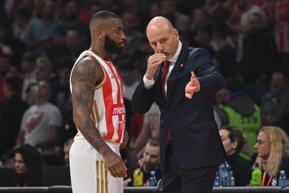 Crvena zvezda Olimpijakos (9).jpg