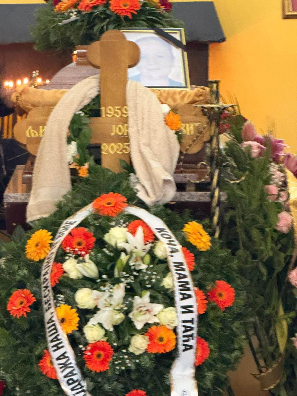 Sahrane Ljiljane Jorgovanović u Požarevcu (4) copy.jpg