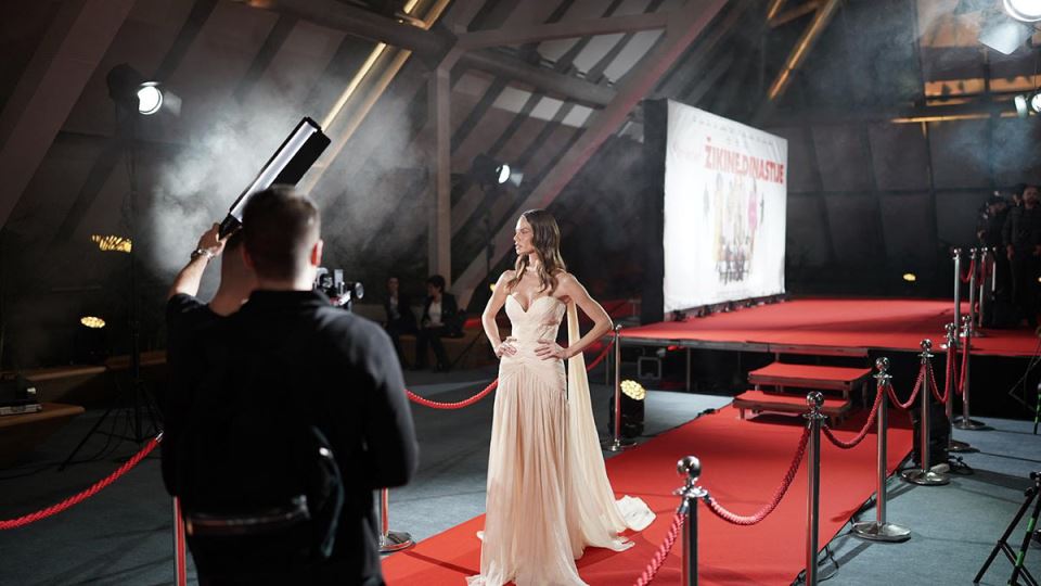 Danijela Dimitrovska na premijeri filma “Povratak Zikine Dinastije” (1).jpg