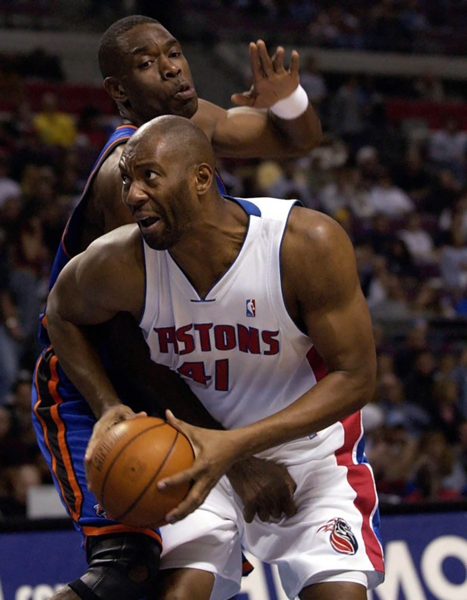 Elden Campbell (4).jpg