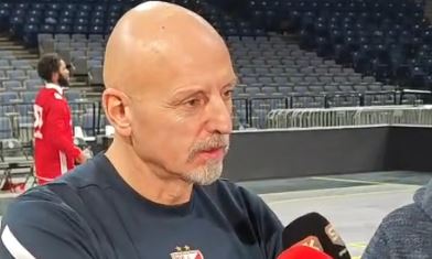 Saša Obradović daje izjavu