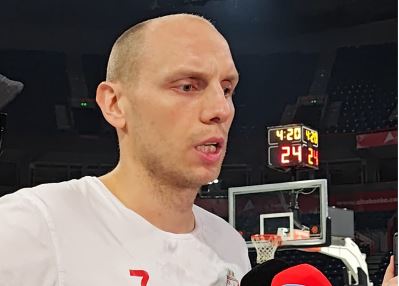 Dejan Davidovac daje izjavu