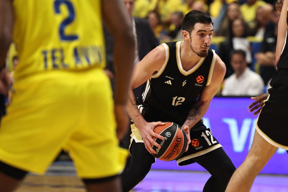 Nando De Kolo na utakmici Makabi Asvel