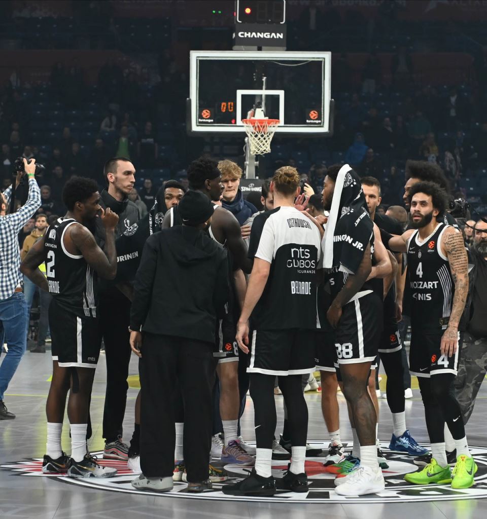 košarkaši Partizana (1).jpg