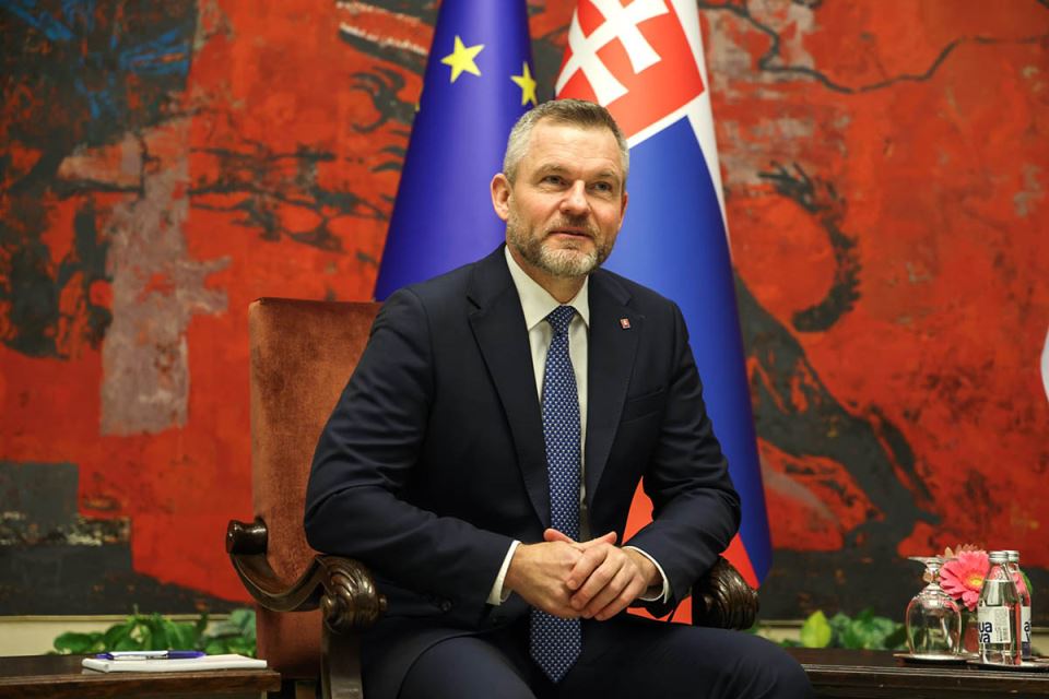 Aleksandar Vučić i Peter Pelegrini (1).jpg