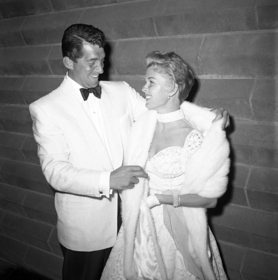 Din Martin sa ženom