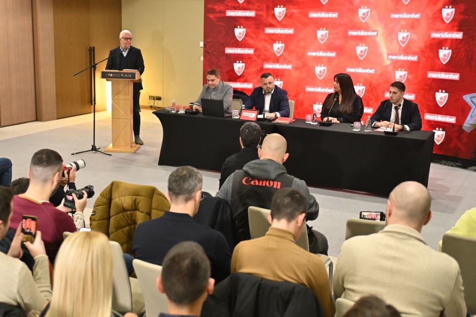 KK Crvena zvezda pres konferencija (9).JPG