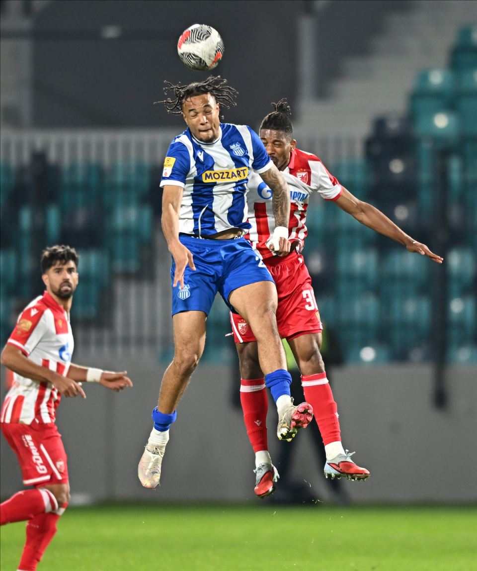 Džej Enem na utakmici protiv Crvene zvezde