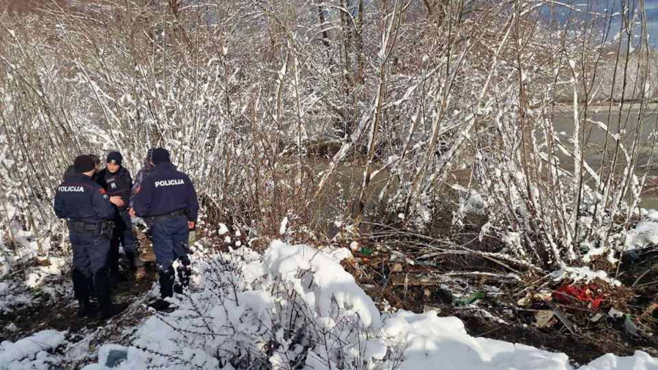 1767966962spasioci-ronioci2-lim copy.jpg