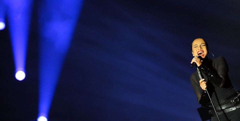 Šade pevačica (2).jpg