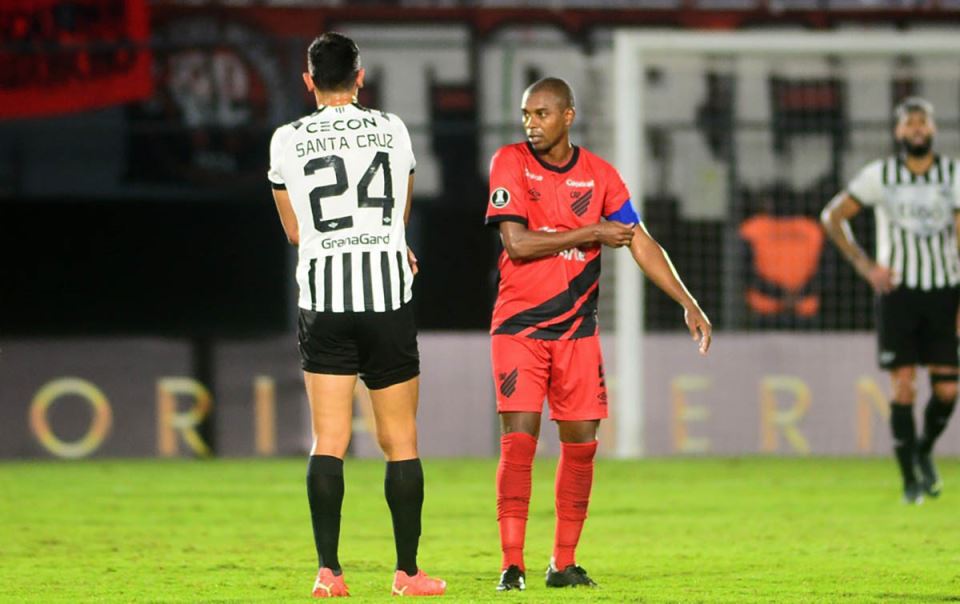 Roque Santa Cruz (1).jpg