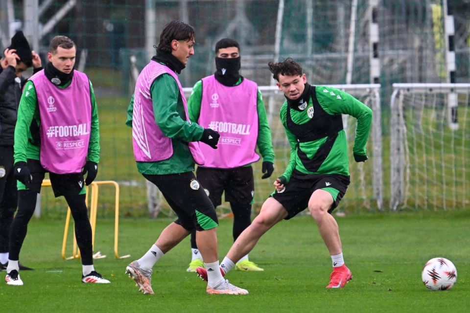 Aleks Tot na treningu Ferencvaroša