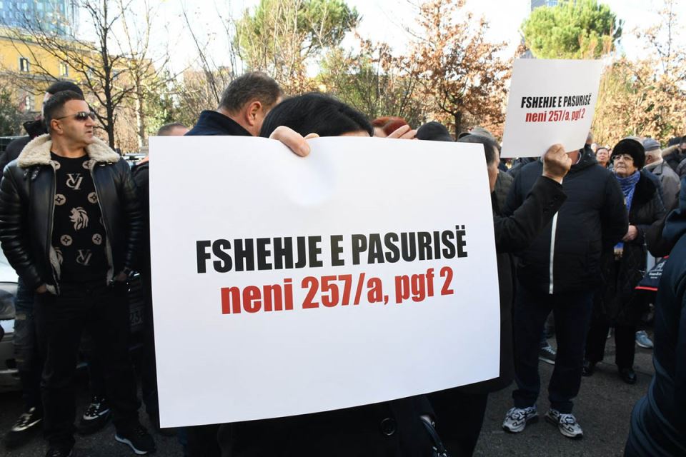 Protesti u Albaniji (2).jpg