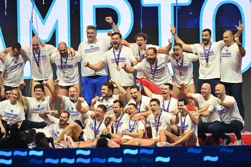 Vaterpolo Srbija - Mađarska, dodela medalje (10).JPG