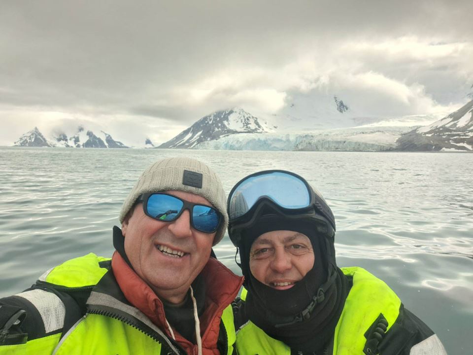 Crnogorski naučnici na Antartiku (1).jpg