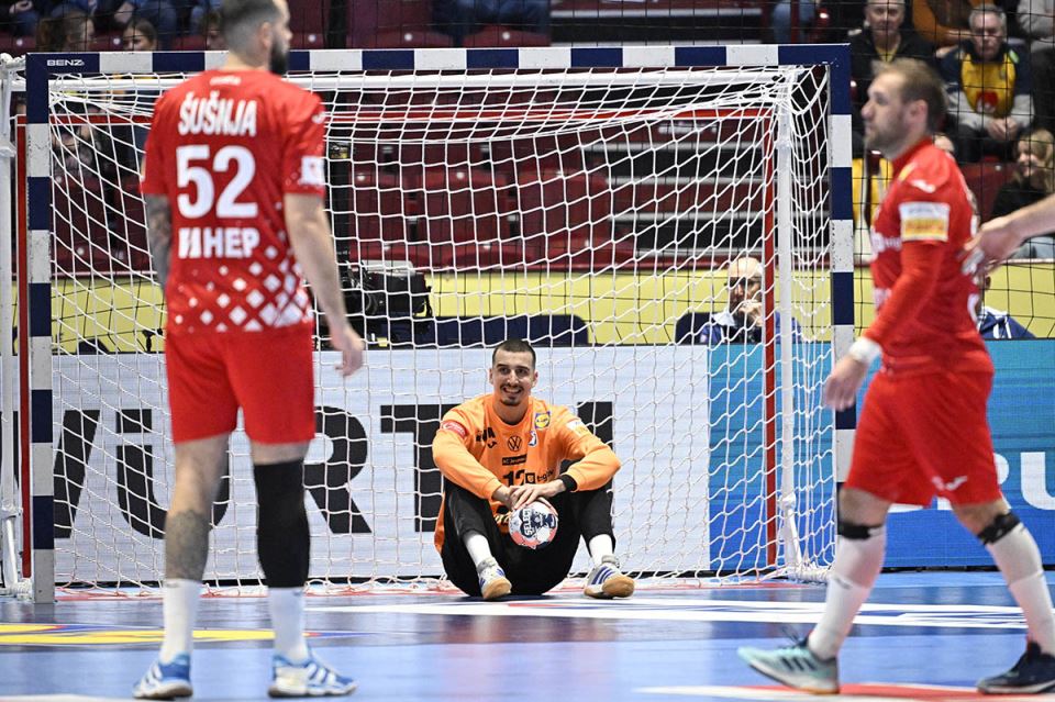 Slovenija-Hrvatska (2).jpg