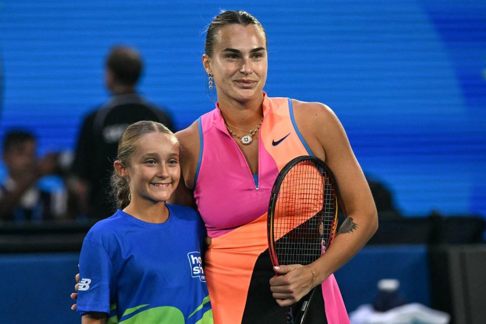 Arina Sabalenka se slikala sa devojčicom na Australijan openu