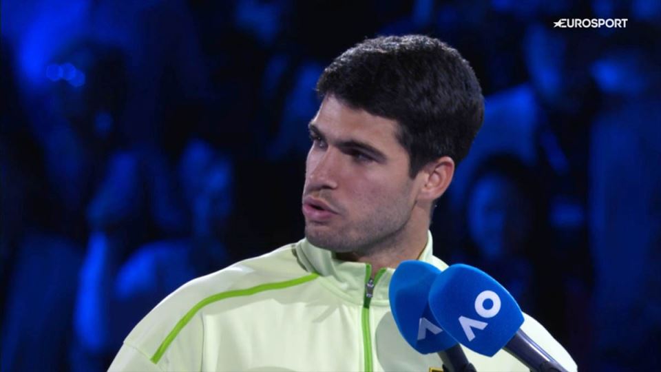 Karlos Alkaraz čestita Novaku Đokoviću (2).jpg