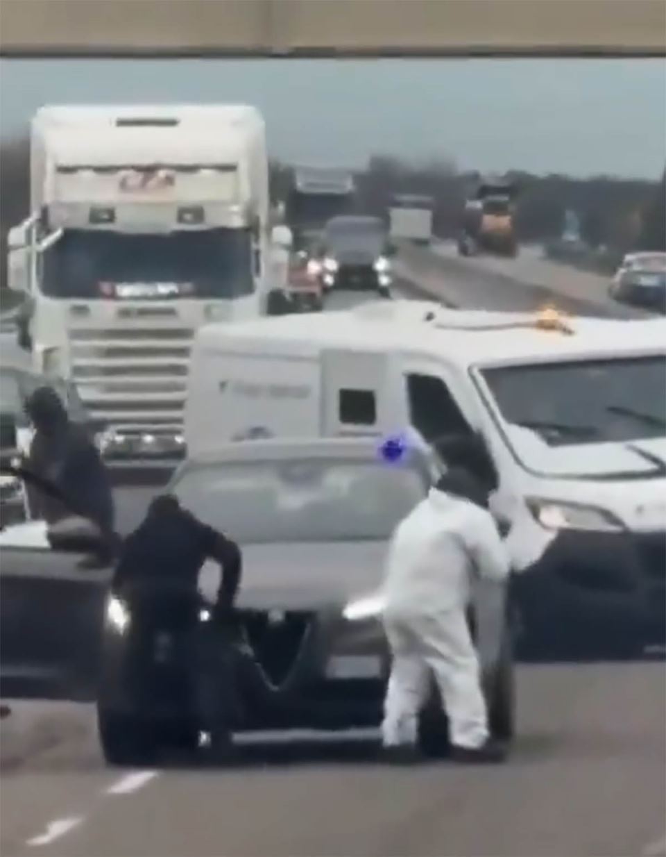 Pljačka u Italiji (3).jpg