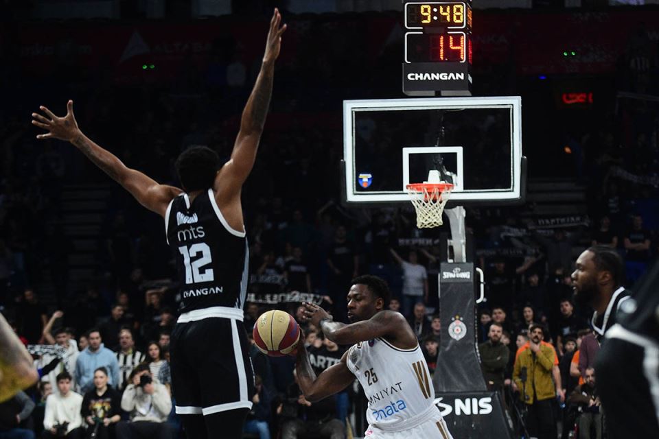 Partizan - Dubai (2).jpg