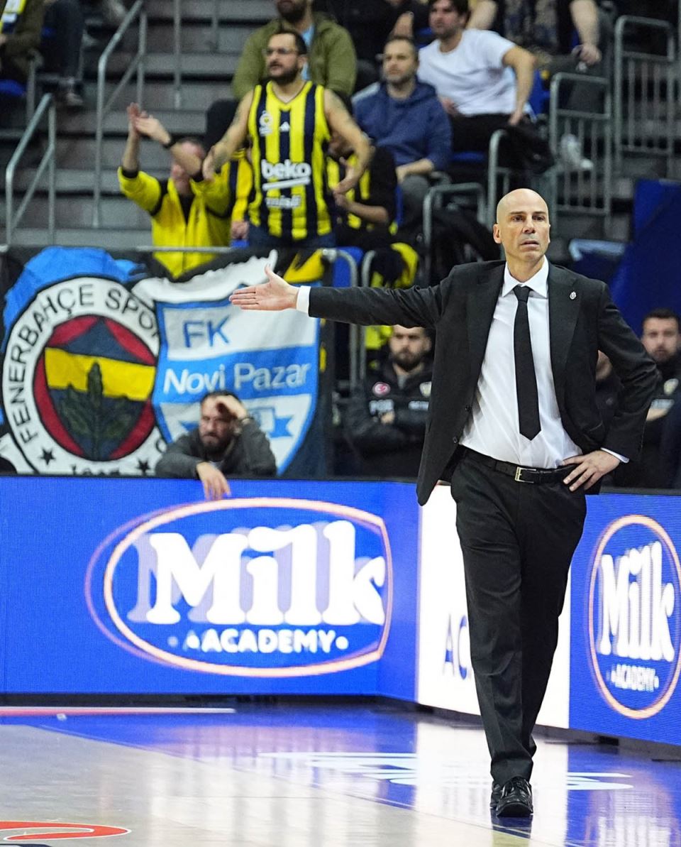 Fenerbahče - Partizan (2).jpg