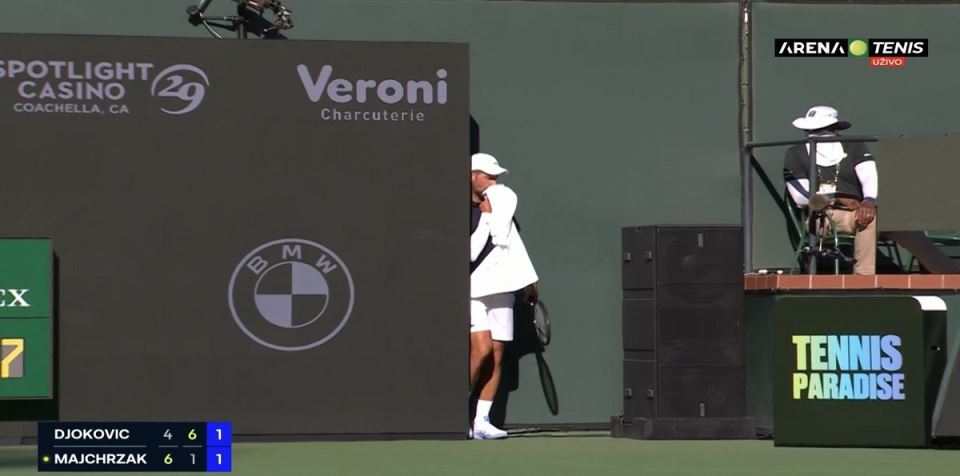 Novak Đoković povraćao na terenu u Indijan Velsu