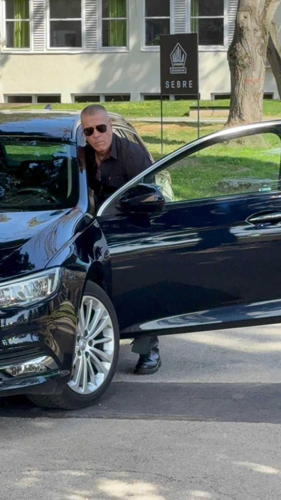 Djordje David prvi stigao na snimanje Zvezda Granda (1).jpg