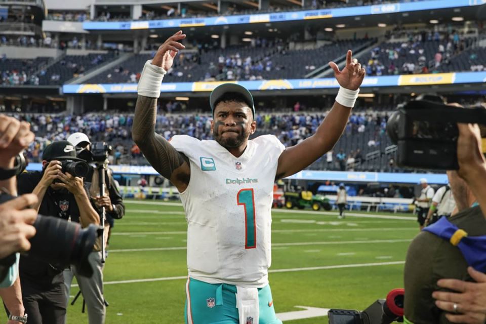 Tua Tagovailoa (3).jpg