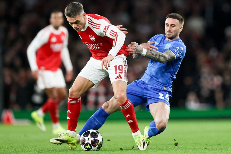 Arsenal - Bajer (1).jpg