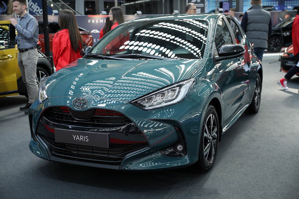 Toyota Yaris (2).jpg