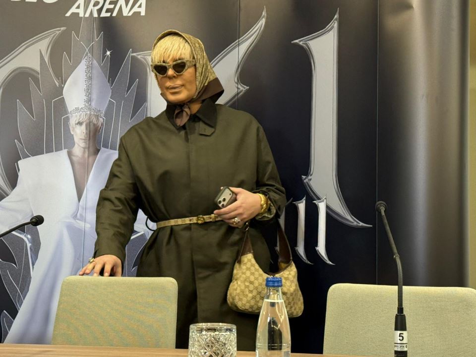 Boki 13 na konferenciji povodom koncerta u Areni (1).jpeg